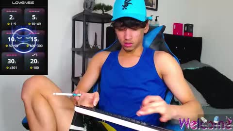 gael_jones online show from November 21, 11:48 pm