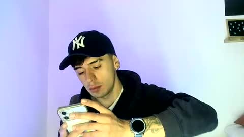 Gael Garca online show from March 18, 4:37 am