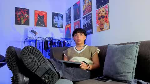 Gael Conner online show from September 17, 2:34 am