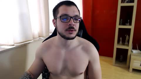 GangstaLover online show from February 14, 6:52 am