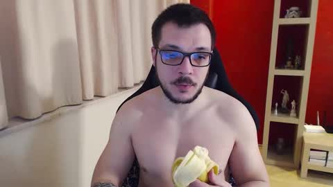 GangstaLover online show from January 18, 5:14 am