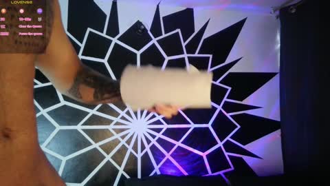 Chris  Dont forget to gift me thumb up Its very important to me and makes me happy AF  online show from January 25, 8:42 pm