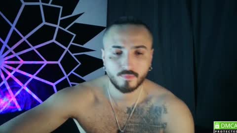 Chris  Dont forget to gift me thumb up Its very important to me and makes me happy AF  online show from January 5, 5:41 am