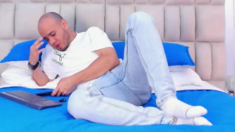 garcia_jacob_ online show from November 27, 7:50 pm