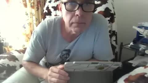 Snapshot of garnettrobert438 chatting on October 5, 3:49 pm garnettrobert438 online show from October 5, 3:49 pm