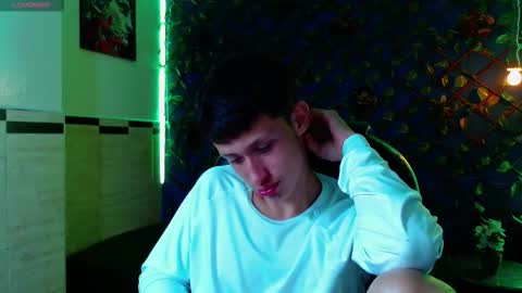 garuo_18 online show from December 19, 2:52 am