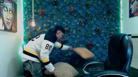 garuo_18 online show from January 8, 3:12 am