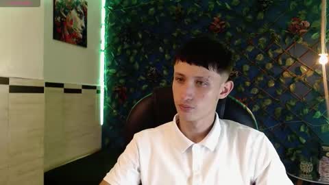 garuo_18 online show from January 9, 3:12 am