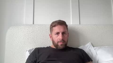 garycooke1983 online show from November 24, 11:00 am