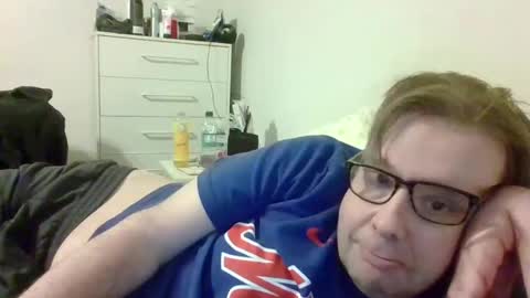 Snapshot of garyg930 chatting on September 12, 5:40 am Gary online show from September 12, 5:40 am
