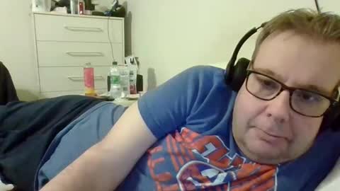 Gary online show from November 3, 5:44 am