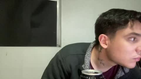 garypinepineapple online show from June 12, 8:34 am
