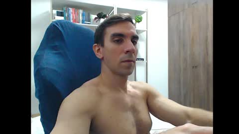 Snapshot of gatosarado23 chatting on February 15, 6:12 am gatosarado23 online show from February 15, 6:12 am