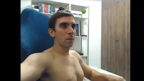 Snapshot of gatosarado23 chatting on March 11, 6:00 am gatosarado23 online show from March 11, 6:00 am