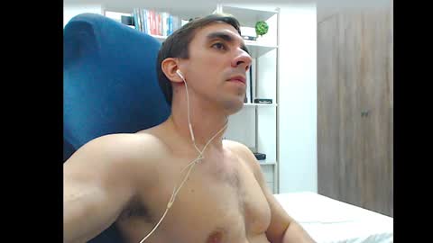 Snapshot of gatosarado23 chatting on September 17, 2:23 am gatosarado23 online show from September 17, 2:23 am