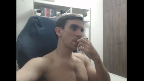 Snapshot of gatosarado23 chatting on December 21, 3:03 am gatosarado23 online show from December 21, 3:03 am