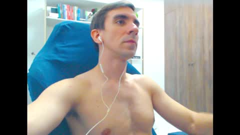 Snapshot of gatosarado23 chatting on January 15, 3:11 am gatosarado23 online show from January 15, 3:11 am