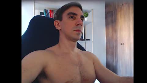 gatosarado23 online show from October 14, 7:43 pm