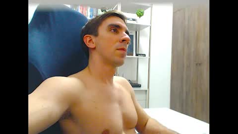 gatosarado23 online show from October 31, 2:57 am