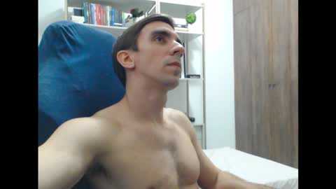 Snapshot of gatosarado23 chatting on January 23, 1:08 am gatosarado23 online show from January 23, 1:08 am