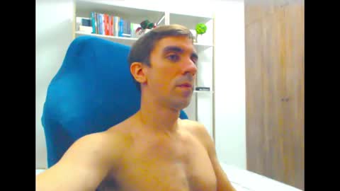 Snapshot of gatosarado23 chatting on March 10, 2:50 am gatosarado23 online show from March 10, 2:50 am