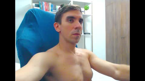 Snapshot of gatosarado23 chatting on February 16, 5:15 am gatosarado23 online show from February 16, 5:15 am
