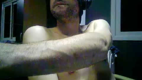Snapshot of gauchors21 chatting on October 18, 3:11 am gauchors21 online show from October 18, 3:11 am