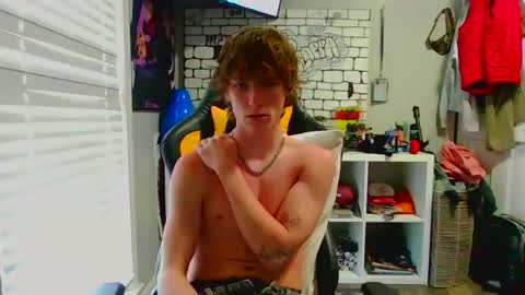 gavatr0n online show from May 12, 4:59 pm