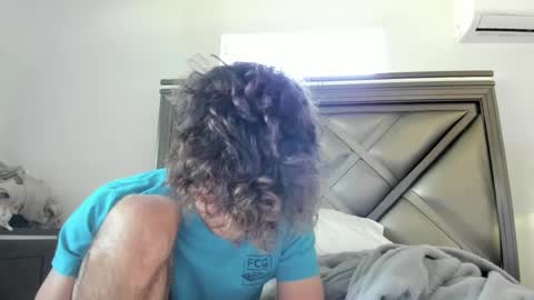 Snapshot of gayndepressed chatting on September 26, 9:12 pm Trace online show from September 26, 9:12 pm