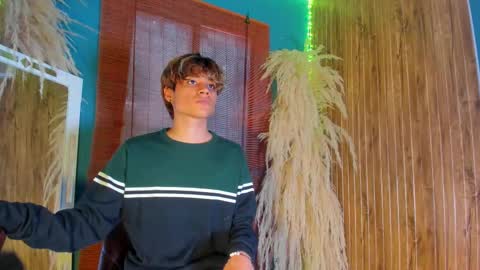 HAN online show from December 20, 7:21 pm