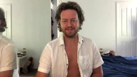gcsurfer81 online show from April 30, 12:17 am