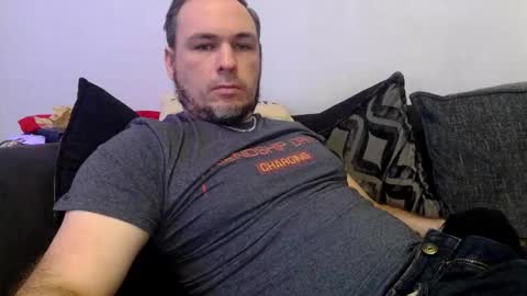 Snapshot of geddes4 chatting on October 13, 9:54 pm SIR online show from October 13, 9:54 pm