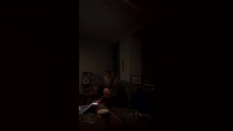 geedavy3 online show from April 25, 10:40 pm