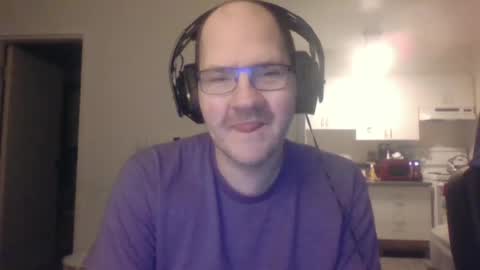 Snapshot of geekgamer41 chatting on October 19, 12:15 am geekgamer41 online show from October 19, 12:15 am