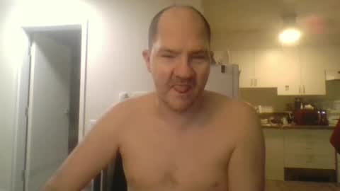 Snapshot of geekgamer41 chatting on October 15, 3:14 am geekgamer41 online show from October 15, 3:14 am