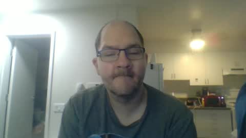 Snapshot of geekgamer41 chatting on October 27, 6:43 pm geekgamer41 online show from October 27, 6:43 pm