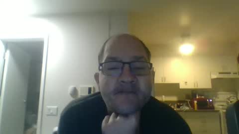 Snapshot of geekgamer41 chatting on October 29, 2:03 am geekgamer41 online show from October 29, 2:03 am