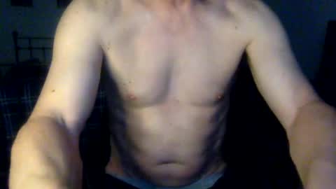 Snapshot of geetarluvver chatting on February 14, 2:39 am geetarluvver online show from February 14, 2:39 am
