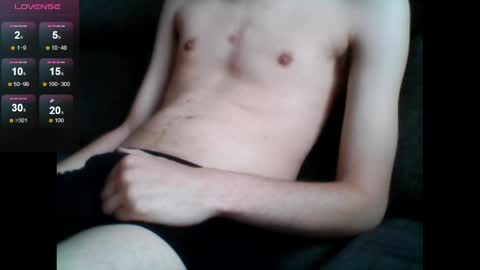 geil123569551 online show from May 15, 6:27 pm