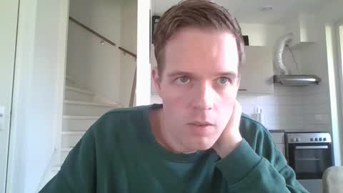 geileboydutchhiee online show from October 1, 1:15 pm