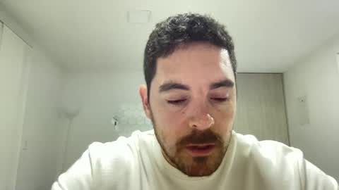 Snapshot of genesis_wb chatting on December 23, 3:18 am genesis_wb online show from December 23, 3:18 am
