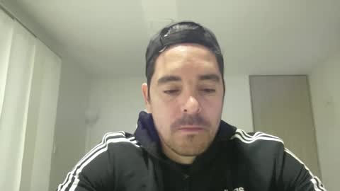 Snapshot of genesis_wb chatting on March 5, 10:44 pm genesis_wb online show from March 5, 10:44 pm
