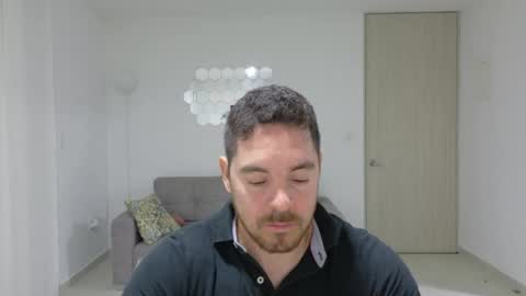 Snapshot of genesis_wb chatting on October 2, 3:21 am genesis_wb online show from October 2, 3:21 am