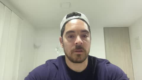 Snapshot of genesis_wb chatting on December 30, 12:00 am genesis_wb online show from December 30, 12:00 am