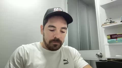 Snapshot of genesis_wb chatting on January 5, 3:43 am genesis_wb online show from January 5, 3:43 am