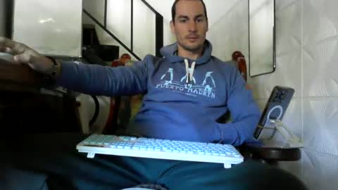Genaro online show from June 27, 3:50 pm