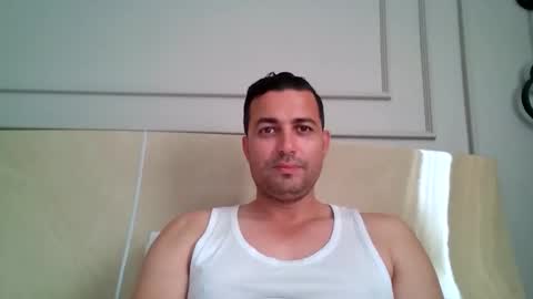 genteldevil online show from May 13, 2:14 pm