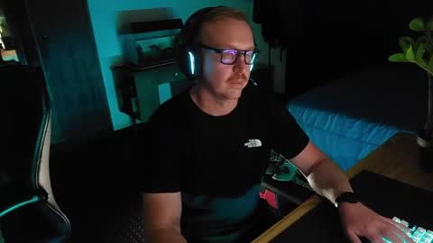 Gentleman online show from March 28, 6:19 pm