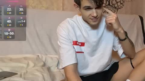 geo uni-yuni online show from December 25, 11:54 am