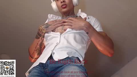 Snapshot of george_prince2 chatting on January 5, 4:25 am independent model online show from January 5, 4:25 am
